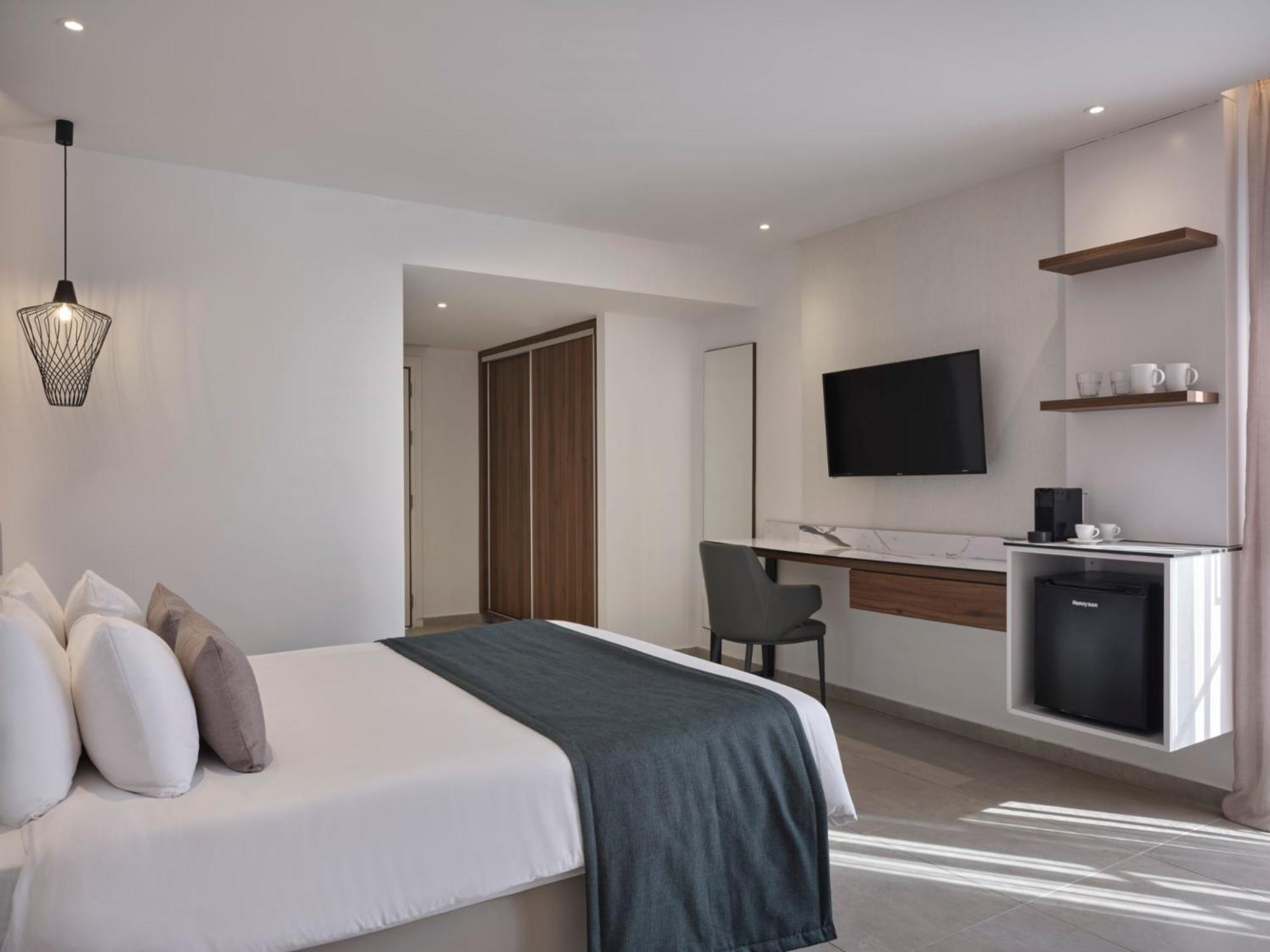 Atlantica Sungarden Park Hotel Agia Napa Buitenkant foto