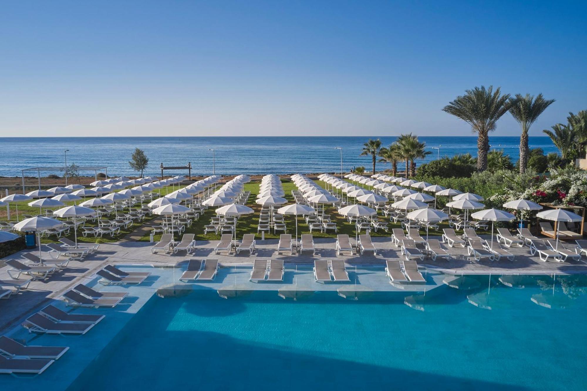 Atlantica Sungarden Park Hotel Agia Napa Buitenkant foto
