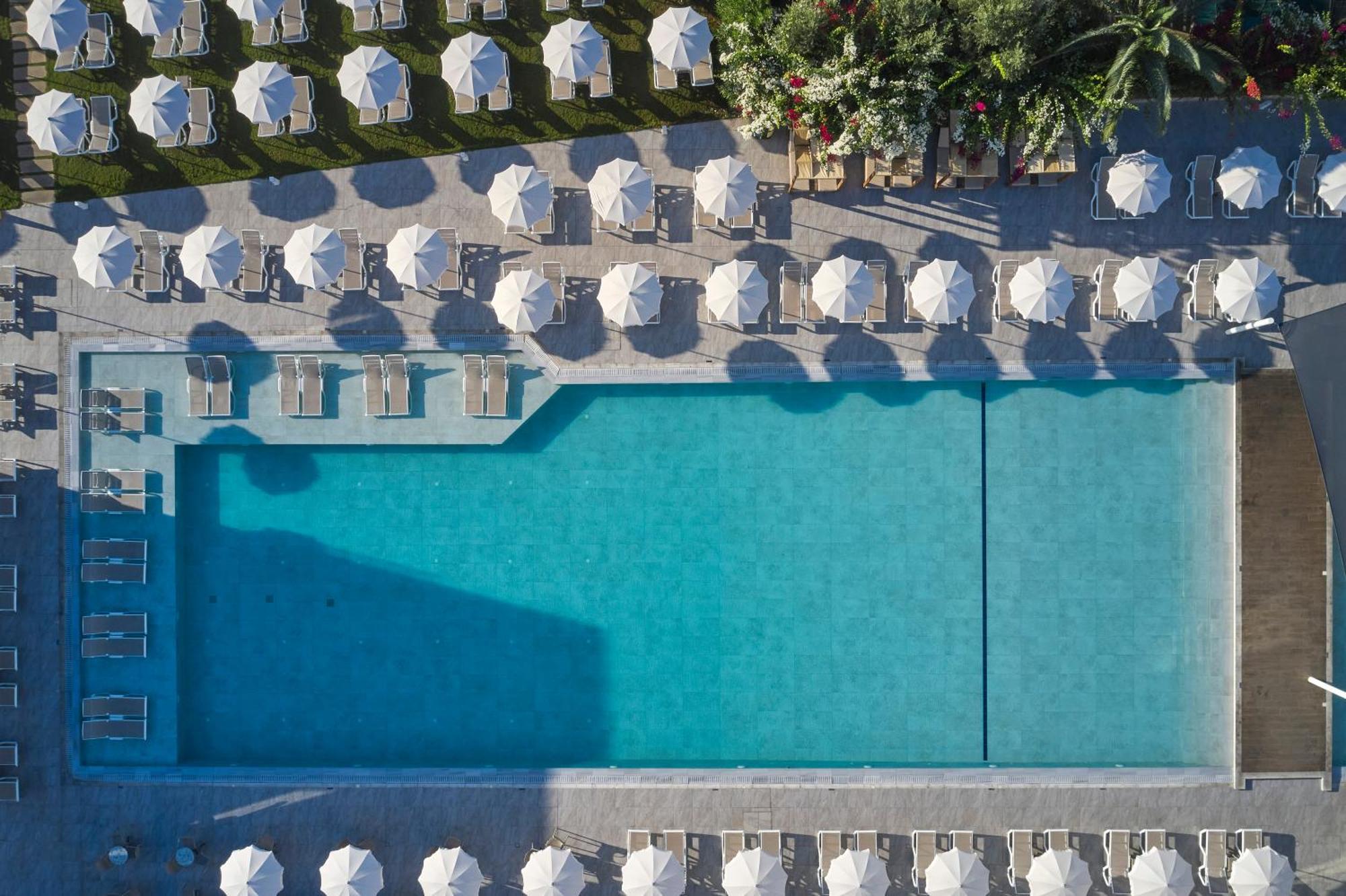 Atlantica Sungarden Park Hotel Agia Napa Buitenkant foto